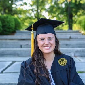 Meet your Posher, Carlie